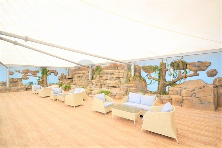 Möblierte Wohnung mit zwei Schlafzimmern zur Miete.