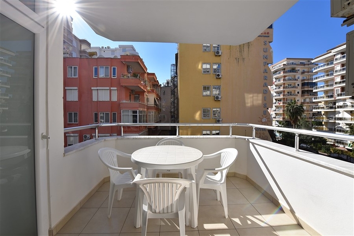 Zweizimmerwohnung zur Miete in Mahmutlar (Alanya)