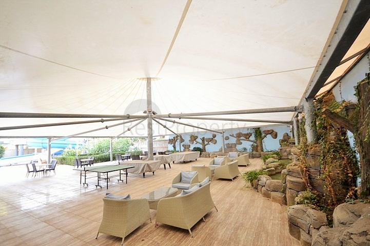 Möblierte Wohnung mit zwei Schlafzimmern zu vermieten