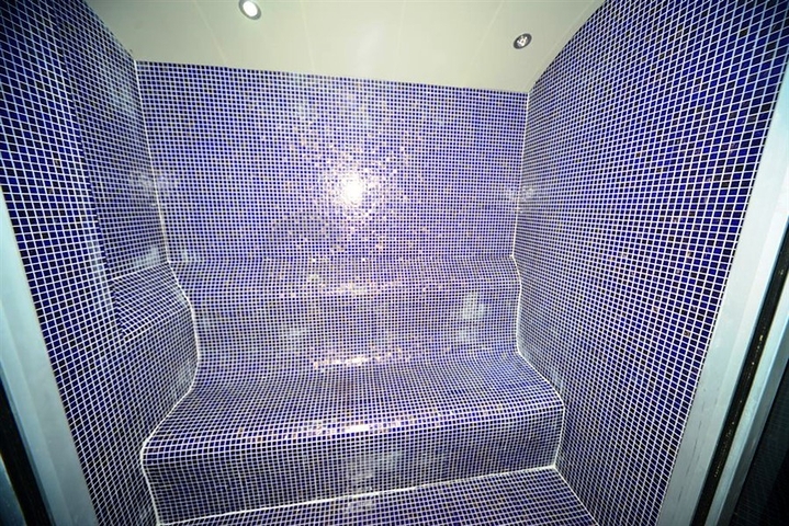 Zweizimmerwohnung in einem Komplex mit Infrastruktur 