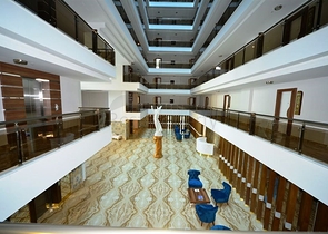 Zweizimmerwohnung in einem Komplex mit Infrastruktur 