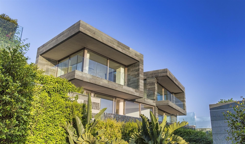 Villen mit Blick auf das Hauptschloss von Bodrum und die Inseln Kos und Karaada