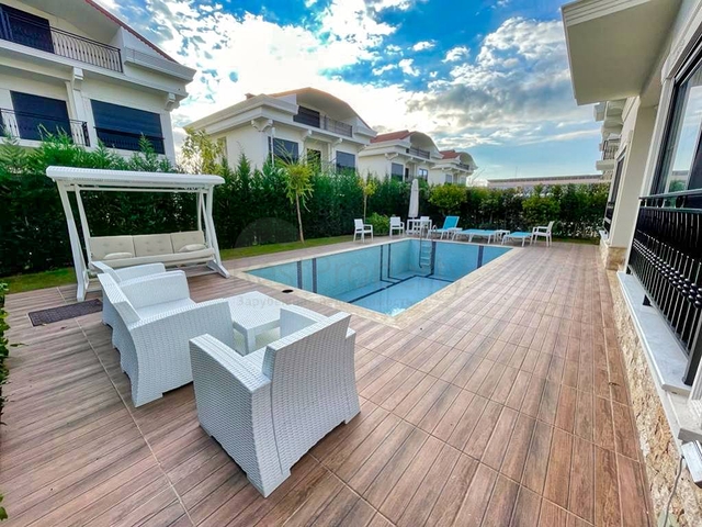 Villen zur Fertigstellung im Zentrum von Belek Villen zur Fertigstellung im Zentrum von Belek