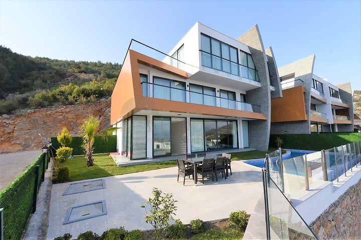 VIP-Level-Villa zur Miete im Zentrum von Alanya