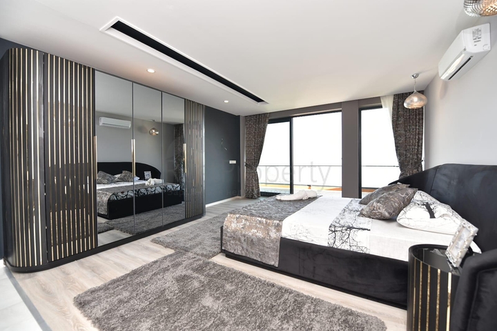 VIP-Level-Villa zur Miete im Zentrum von Alanya