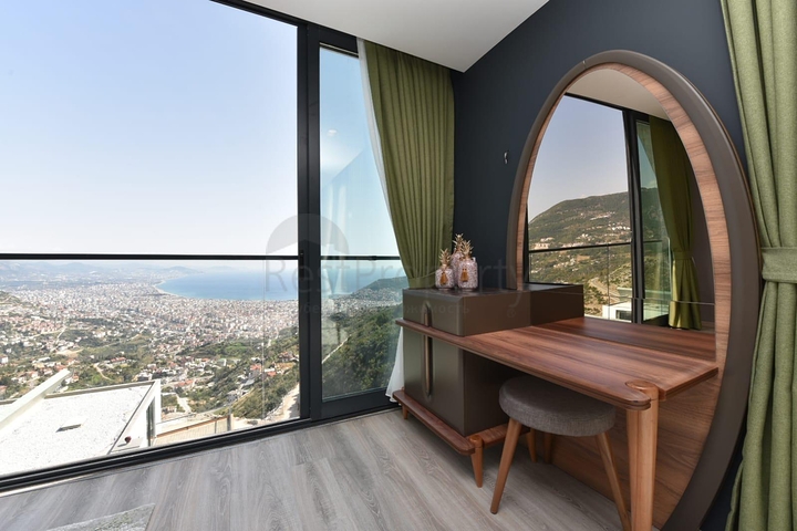VIP-Level-Villa zur Miete im Zentrum von Alanya