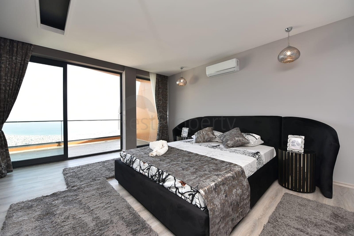 VIP-Level-Villa zur Miete im Zentrum von Alanya