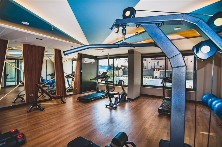 Geräumiges Penthouse an der ersten Küste 