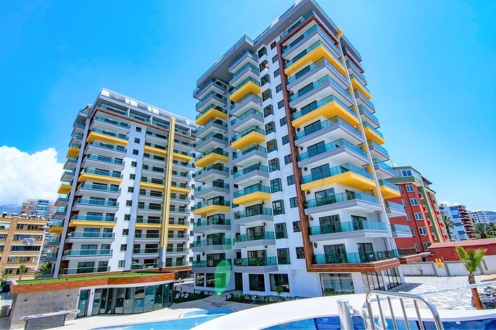 Geräumiges Penthouse an der ersten Küste 