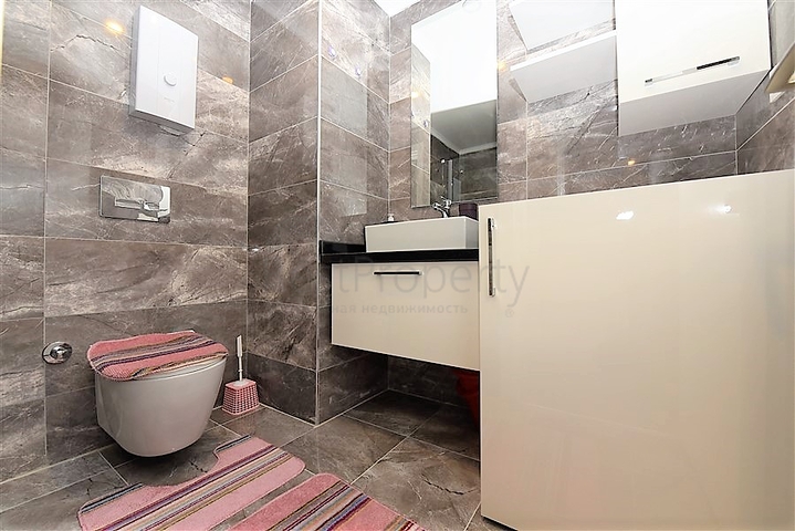 1+1 möblierte Wohnung in einem neuen Komplex 