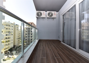 1+1 möblierte Wohnung in einem neuen Komplex 