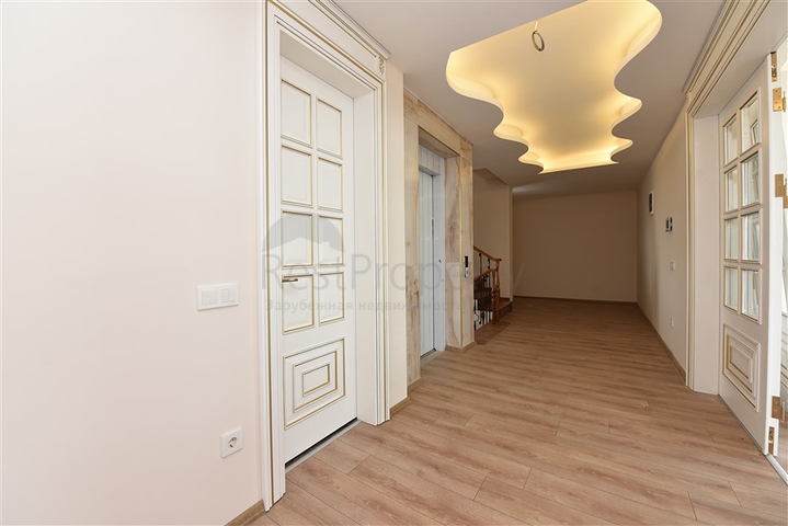 Geräumige Villa im Zentrum von Alanya mit herrlichem Panoramablick auf das Meer