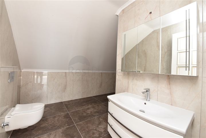 Geräumige Villa im Zentrum von Alanya mit herrlichem Panoramablick auf das Meer