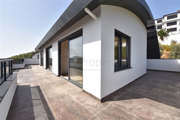 Geräumige Villa im Zentrum von Alanya mit herrlichem Panoramablick auf das Meer