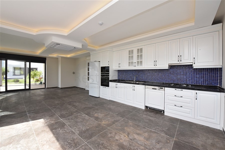 Geräumige Villa im Zentrum von Alanya mit herrlichem Panoramablick auf das Meer