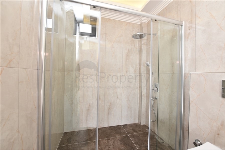 Geräumige Villa im Zentrum von Alanya mit herrlichem Panoramablick auf das Meer