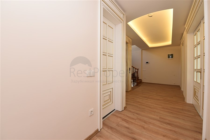 Geräumige Villa im Zentrum von Alanya mit herrlichem Panoramablick auf das Meer