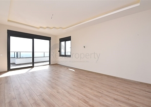 Geräumige Villa im Zentrum von Alanya mit herrlichem Panoramablick auf das Meer