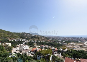 Geräumige Villa im Zentrum von Alanya mit herrlichem Panoramablick auf das Meer