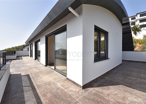 Geräumige Villa im Zentrum von Alanya mit herrlichem Panoramablick auf das Meer