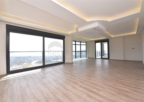 Geräumige Villa im Zentrum von Alanya mit herrlichem Panoramablick auf das Meer