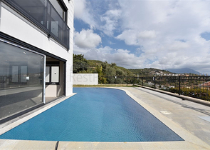 Geräumige Villa im Zentrum von Alanya mit herrlichem Panoramablick auf das Meer