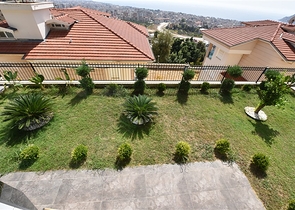 Geräumige Villa im Zentrum von Alanya mit herrlichem Panoramablick auf das Meer