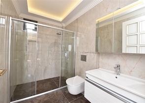 Geräumige Villa im Zentrum von Alanya mit herrlichem Panoramablick auf das Meer