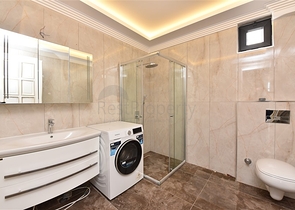 Geräumige Villa im Zentrum von Alanya mit herrlichem Panoramablick auf das Meer