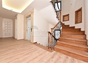 Geräumige Villa im Zentrum von Alanya mit herrlichem Panoramablick auf das Meer