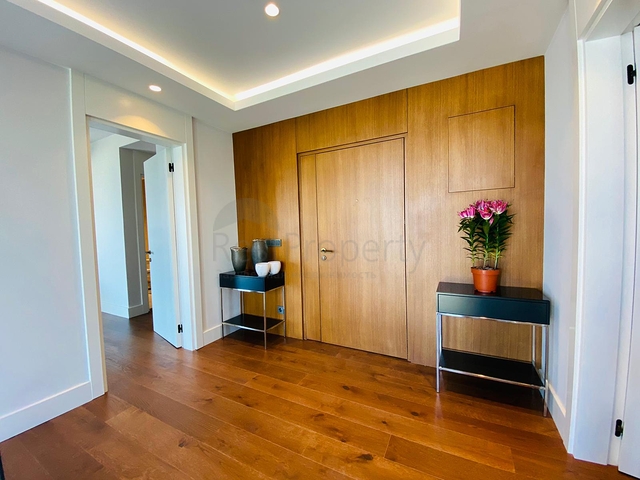 Stilvolle Villa mit herrlichem Blick auf das Meer, die Berge und Bodrum.