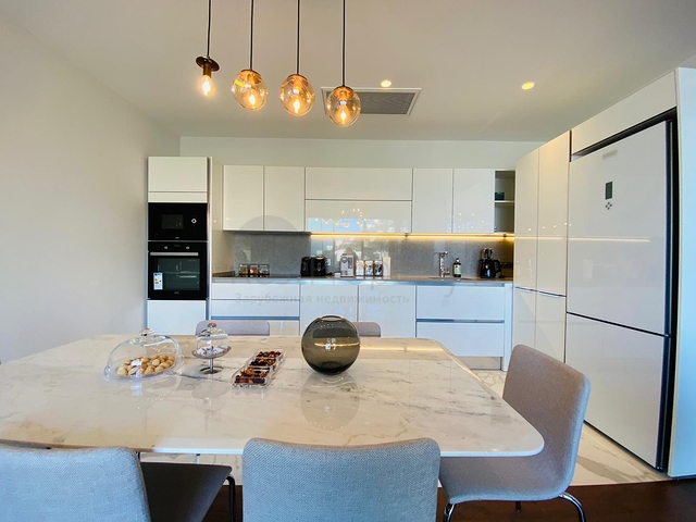 Stilvolle Villa mit herrlichem Blick auf das Meer, die Berge und Bodrum.