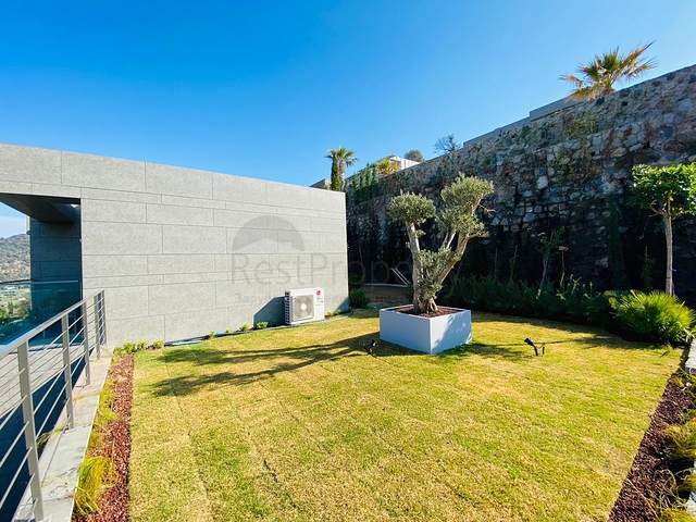 Stilvolle Villa mit herrlichem Blick auf das Meer, die Berge und Bodrum.