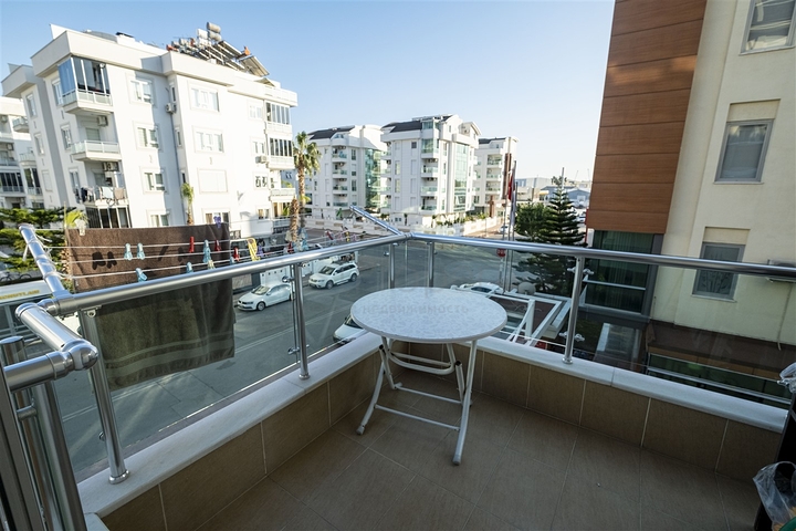 Wohnung 2+1 möbliert in der Mündung Konyaalti 600 m vom Meer entfernt