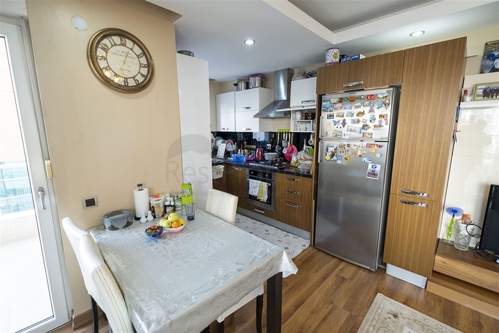 Wohnung 2+1 möbliert in der Mündung Konyaalti 600 m vom Meer entfernt