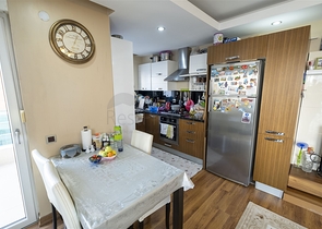 Wohnung 2+1 möbliert in der Mündung Konyaalti 600 m vom Meer entfernt