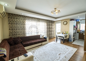 Wohnung 2+1 möbliert in der Mündung Konyaalti 600 m vom Meer entfernt