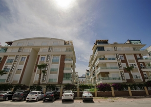 Wohnung 2+1 möbliert in der Mündung Konyaalti 600 m vom Meer entfernt