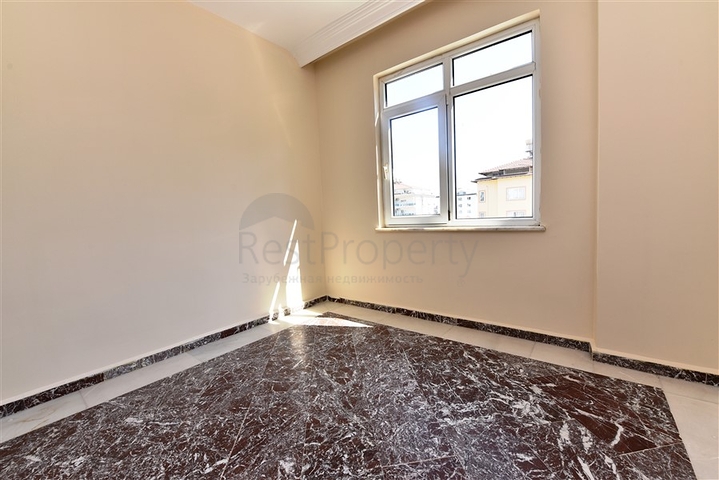 Wohnungen und Geschäftsräume in der Gegend von Dschikkilli