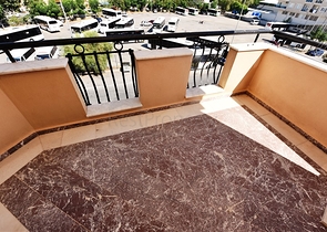 Wohnungen und Geschäftsräume in der Gegend von Dschikkilli