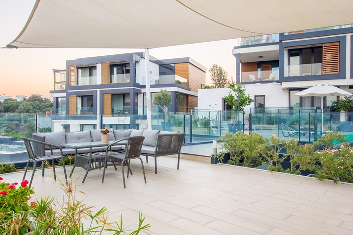 Erschwingliche Wohnungen im Zentrum von Bodrum mit Blick auf das Meer und die Stadt!