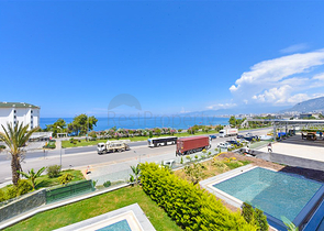 Villen im Premium-Segment an der ersten Küste in Kargicak