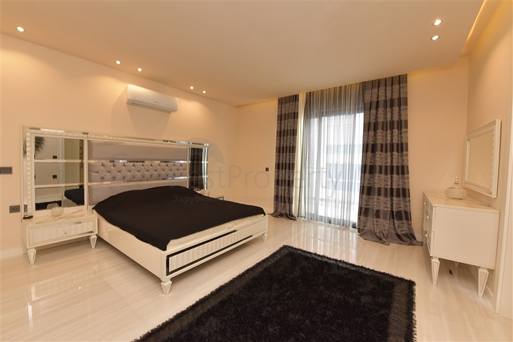 Penthouse 3+1 in Mahmutlar zur Miete