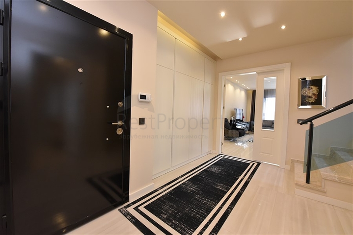 Penthouse 3+1 in Mahmutlar zur Miete