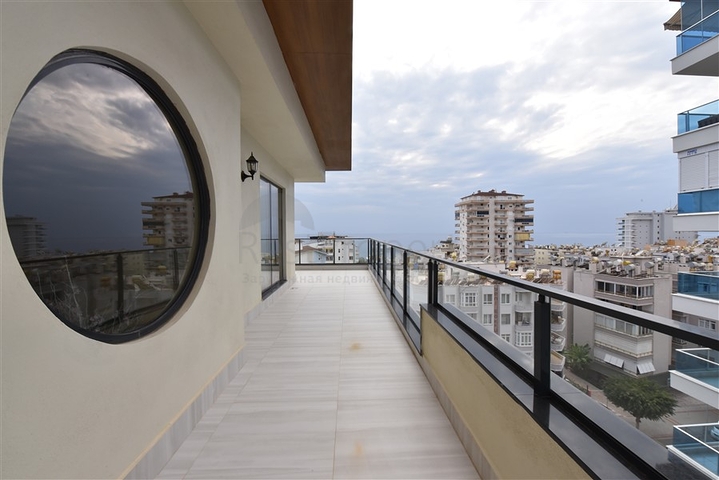 Penthouse 3+1 in Mahmutlar zur Miete