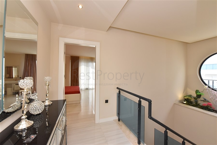 Penthouse 3+1 in Mahmutlar zur Miete