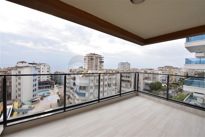 Penthouse 3+1 in Mahmutlar zur Miete