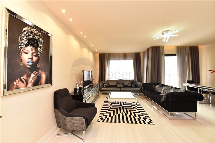 Penthouse 3+1 in Mahmutlar zur Miete