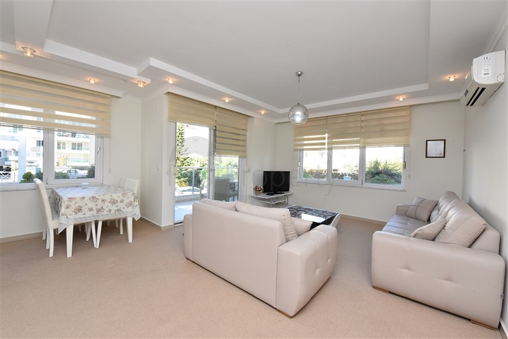 1+1 Wohnung zu vermieten in der ersten Zeile 