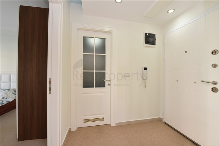 1+1 Wohnung zu vermieten in der ersten Zeile 